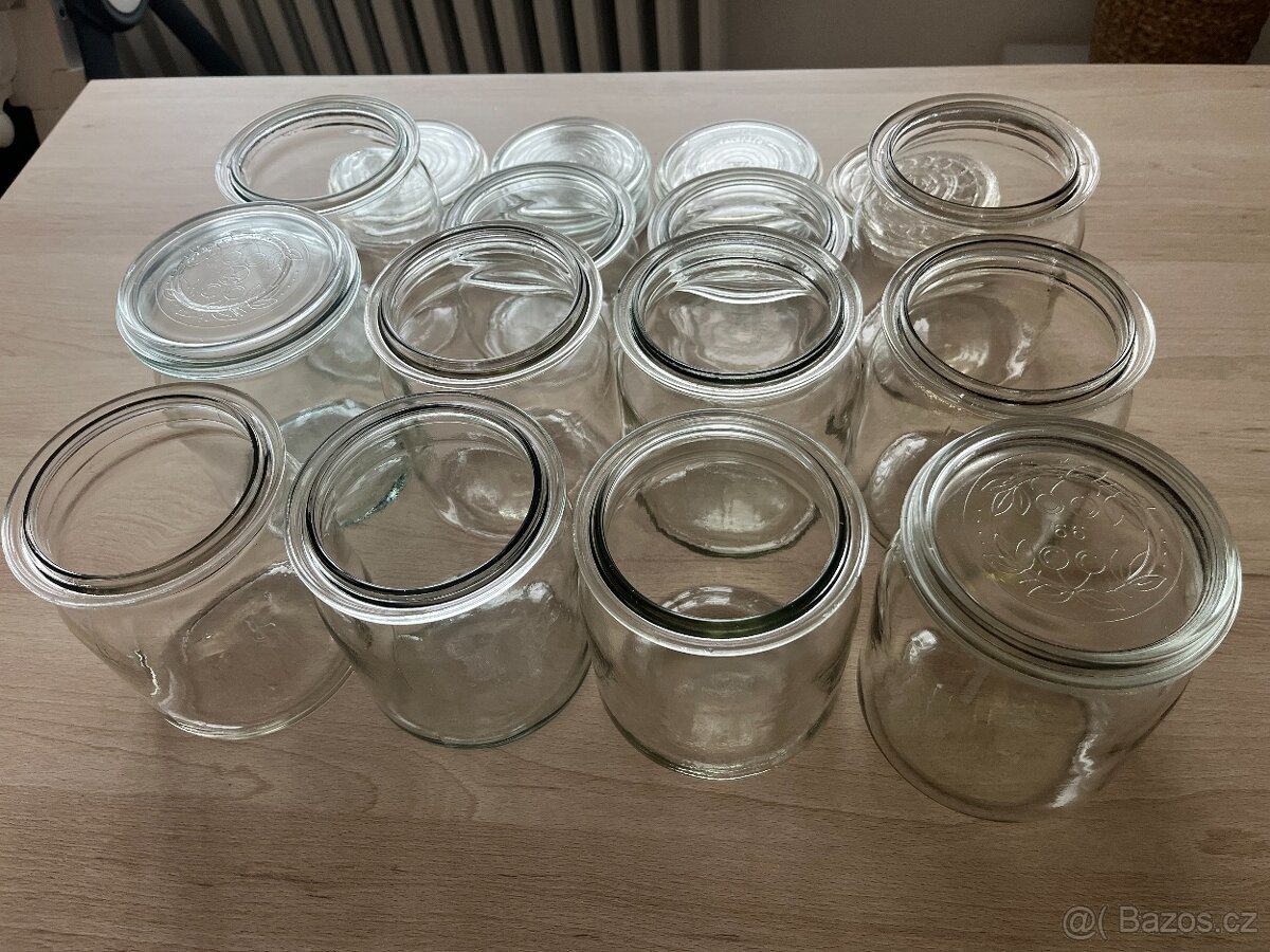 staré zavařovací sklenice