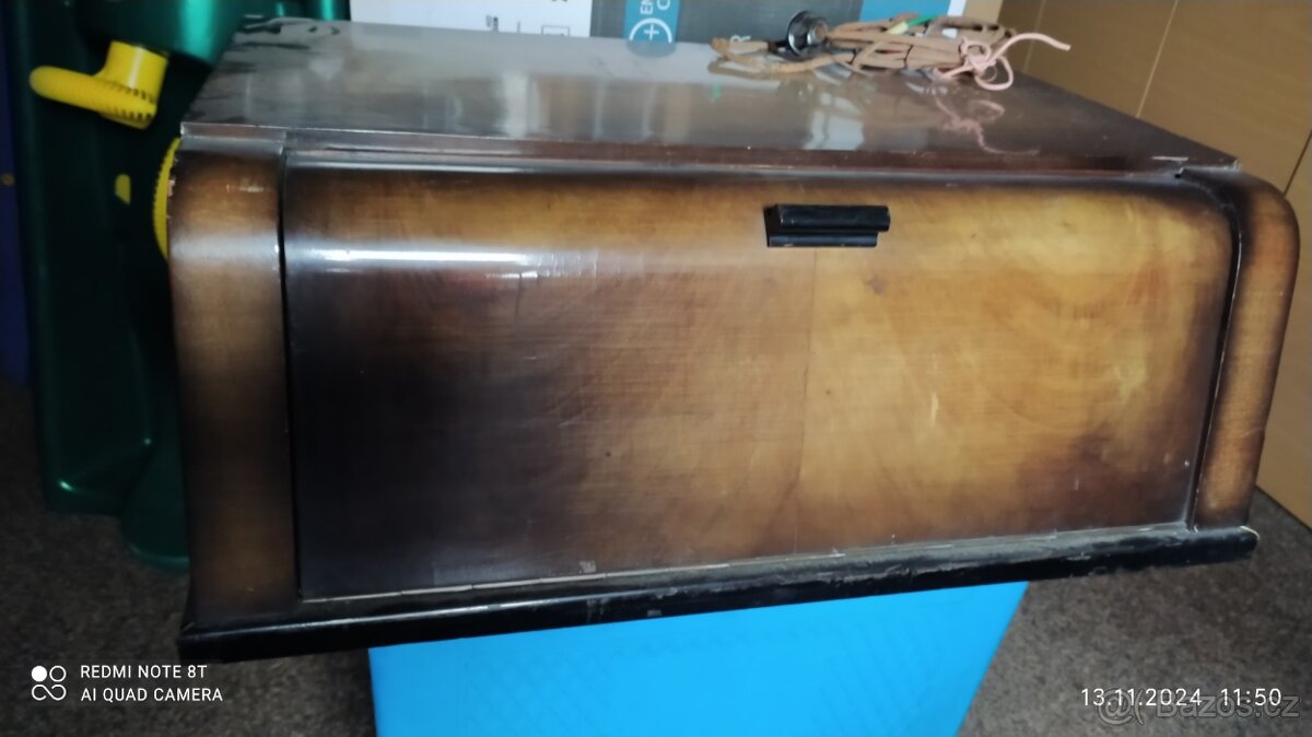 Starožitný gramofon