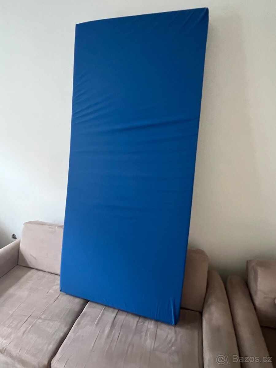 Zdravotní molitanová matrace nepromokavá