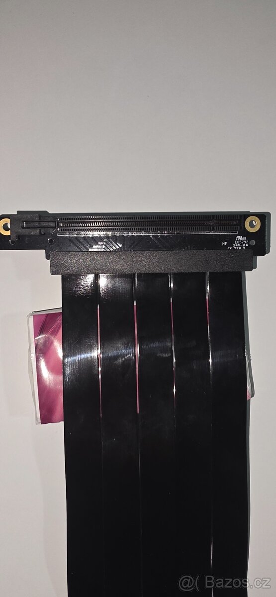 Pcie 4 x16 riser cable