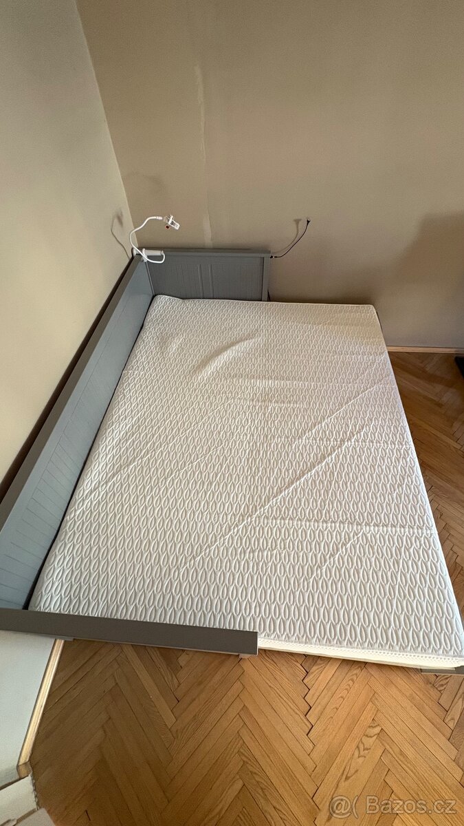 Prodám postel IKEA Hemnes