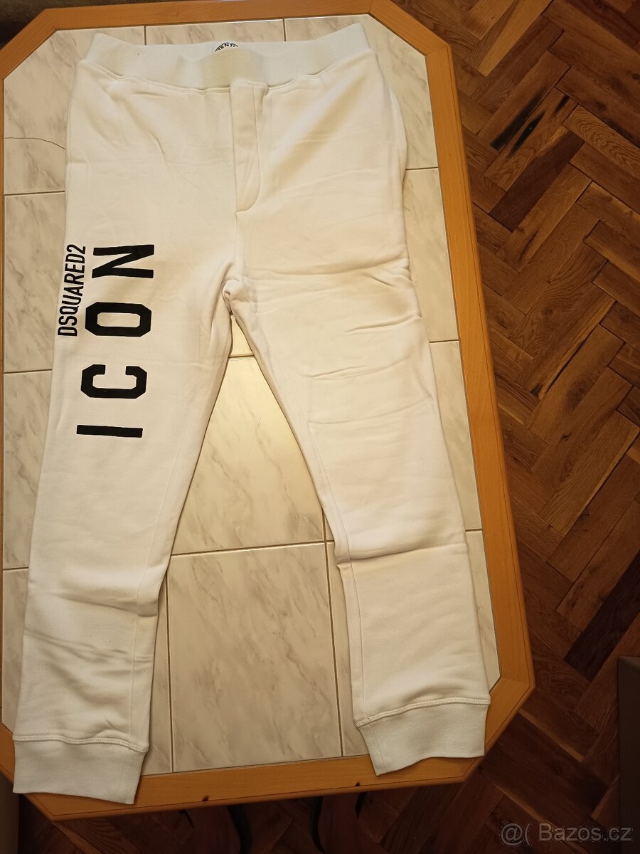 Kraťasy a tepláky Dsquared2 ICON vel L