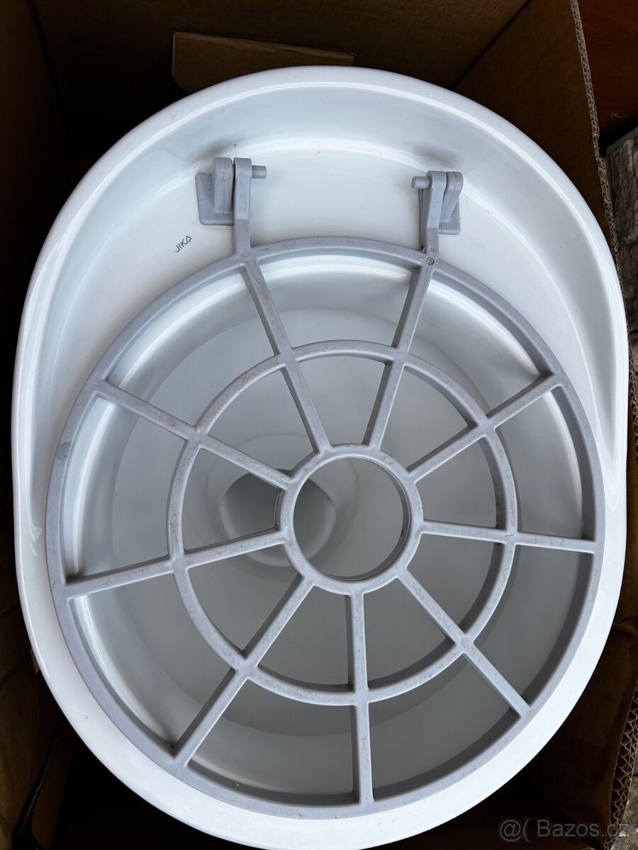 Výlevka Jika skoro nová