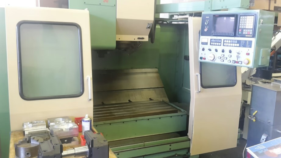 Obráběcí centra - vertikální MV 40