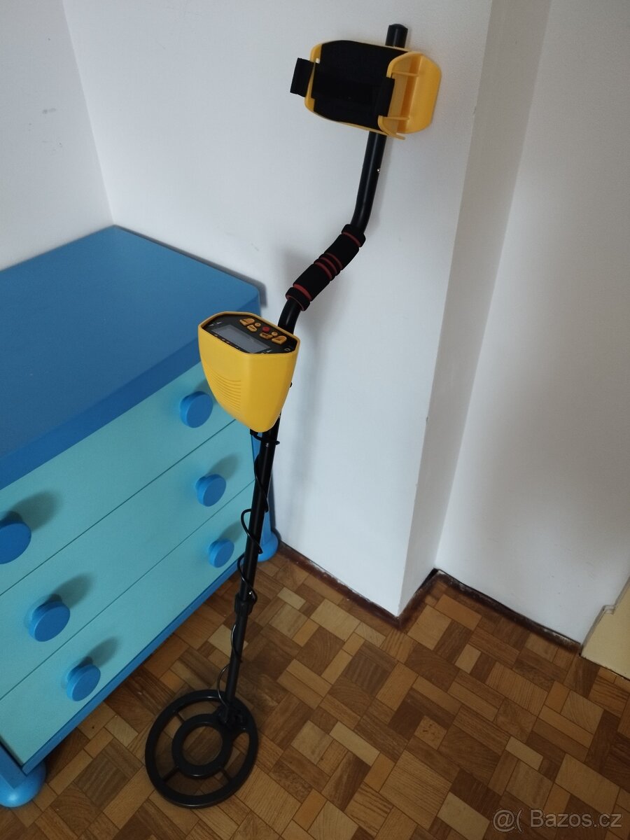 Prodám hledáčku + dohledavacku