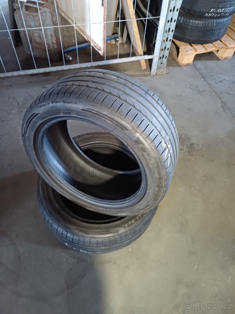 2 letní pneu 245/45R17