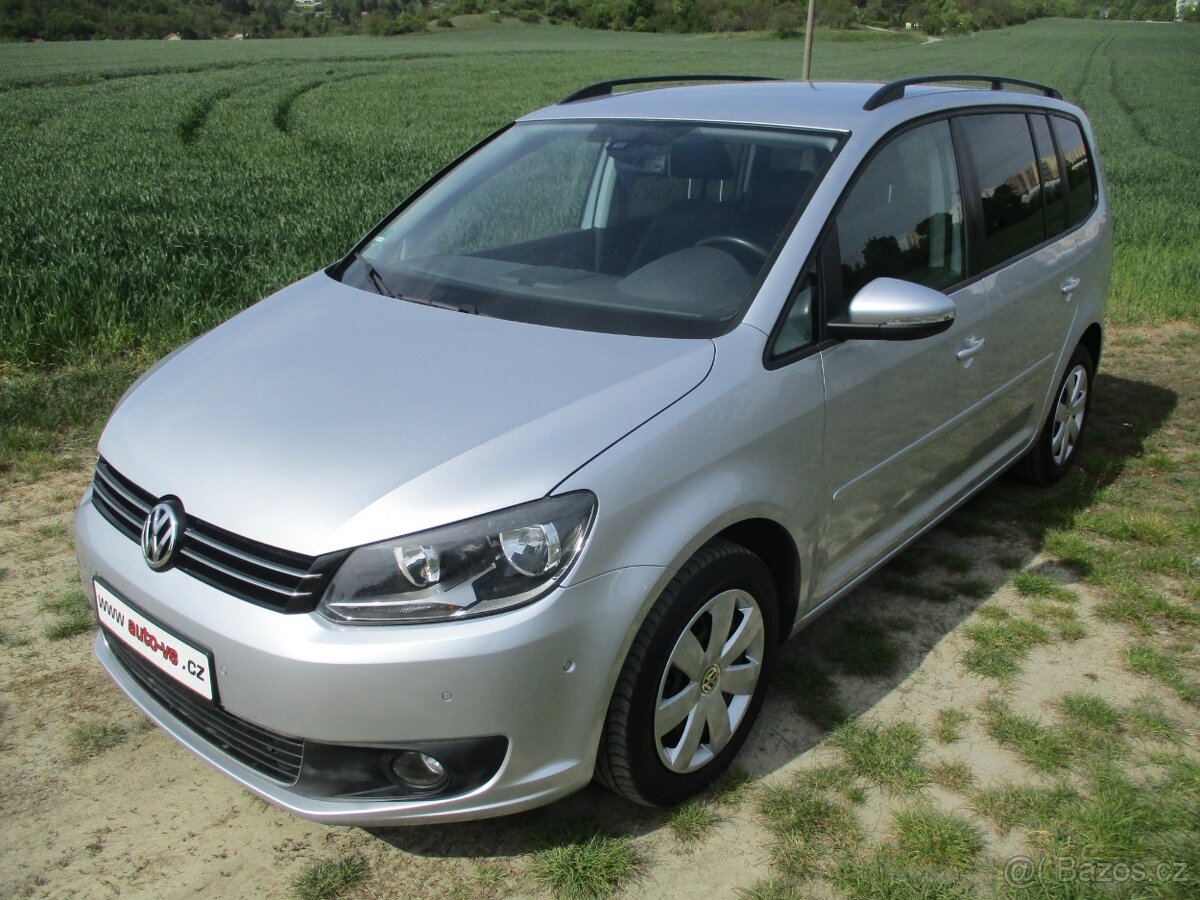 Volkswagen Touran TDi 77kW TAŽNÉ ZAŘ. 159 TKM L+Z pneu