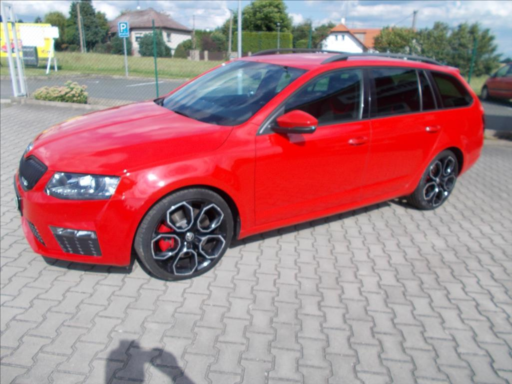 Škoda Octavia Combi RS 2.0TDI 135kW–sport, styl, praktičnost
