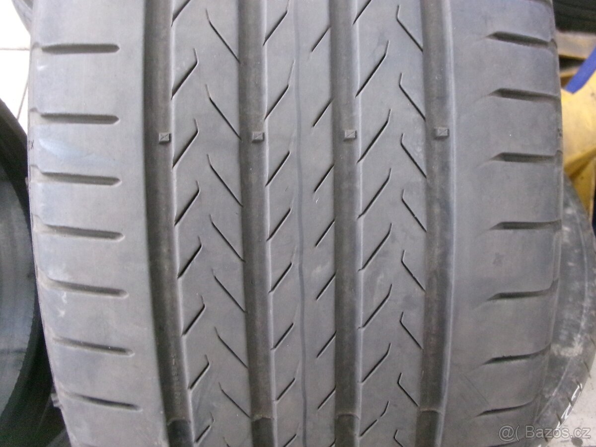 245/45 R19 CONTINENTAL (4,5mm) č.15690