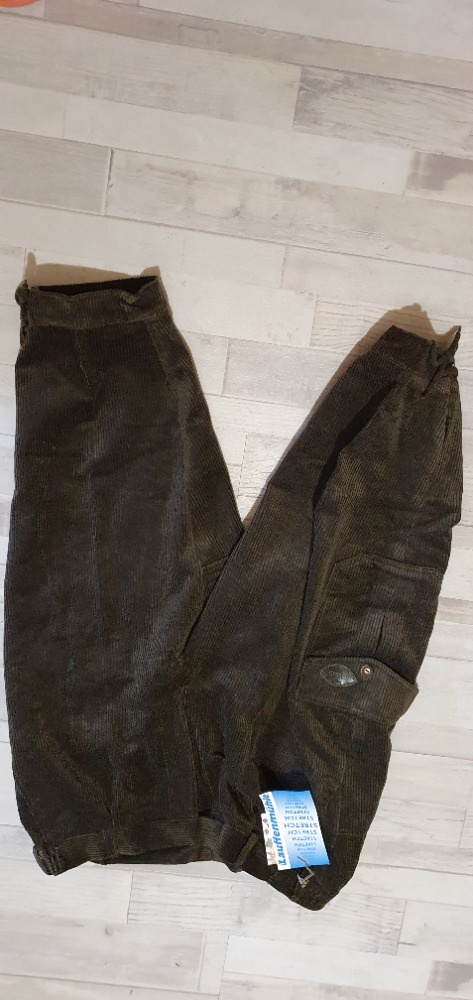 Nové 3/4 myslivecké stretch manšestr. kalhoty AKAHTEX 54