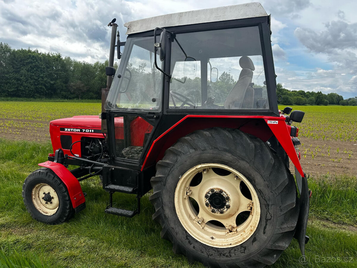 zetor 7011 s SPZ