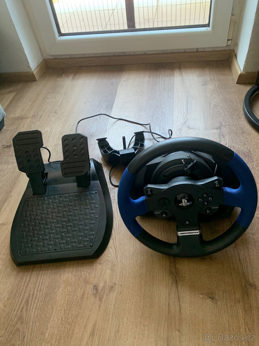 Volant Thrustmaster T150