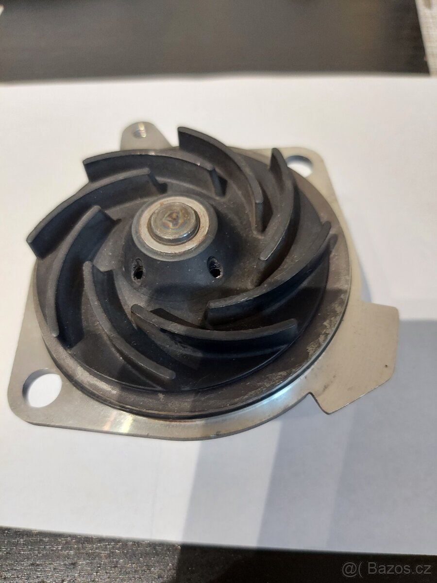 Pouzita vodní pumpa ALFA ROMEO 147
