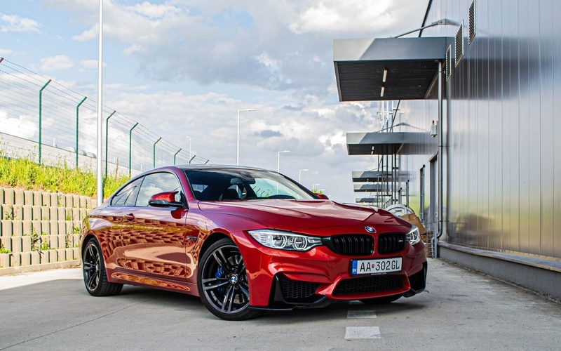 BMW M4 F82 Coupé 3.0 biturbo 431hp 2016