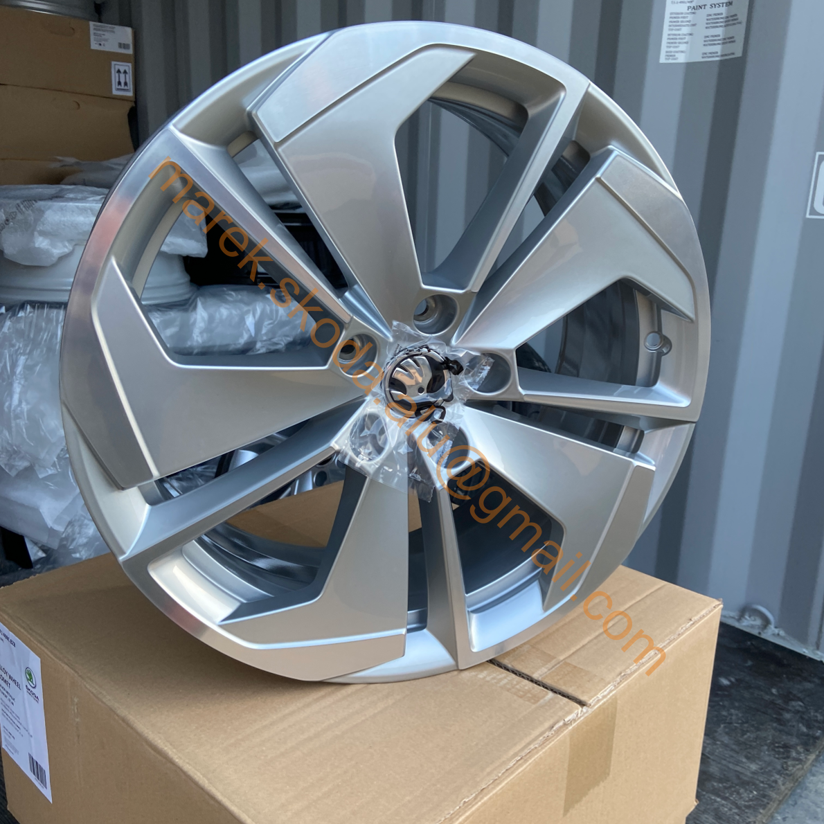 NOVÉ COMET R18 OCTAVIA IV 4 ODPOČET DPH