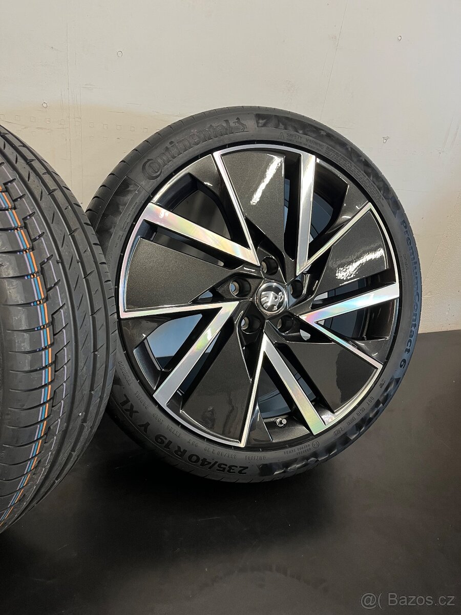 Superb R19 Nová letní sada