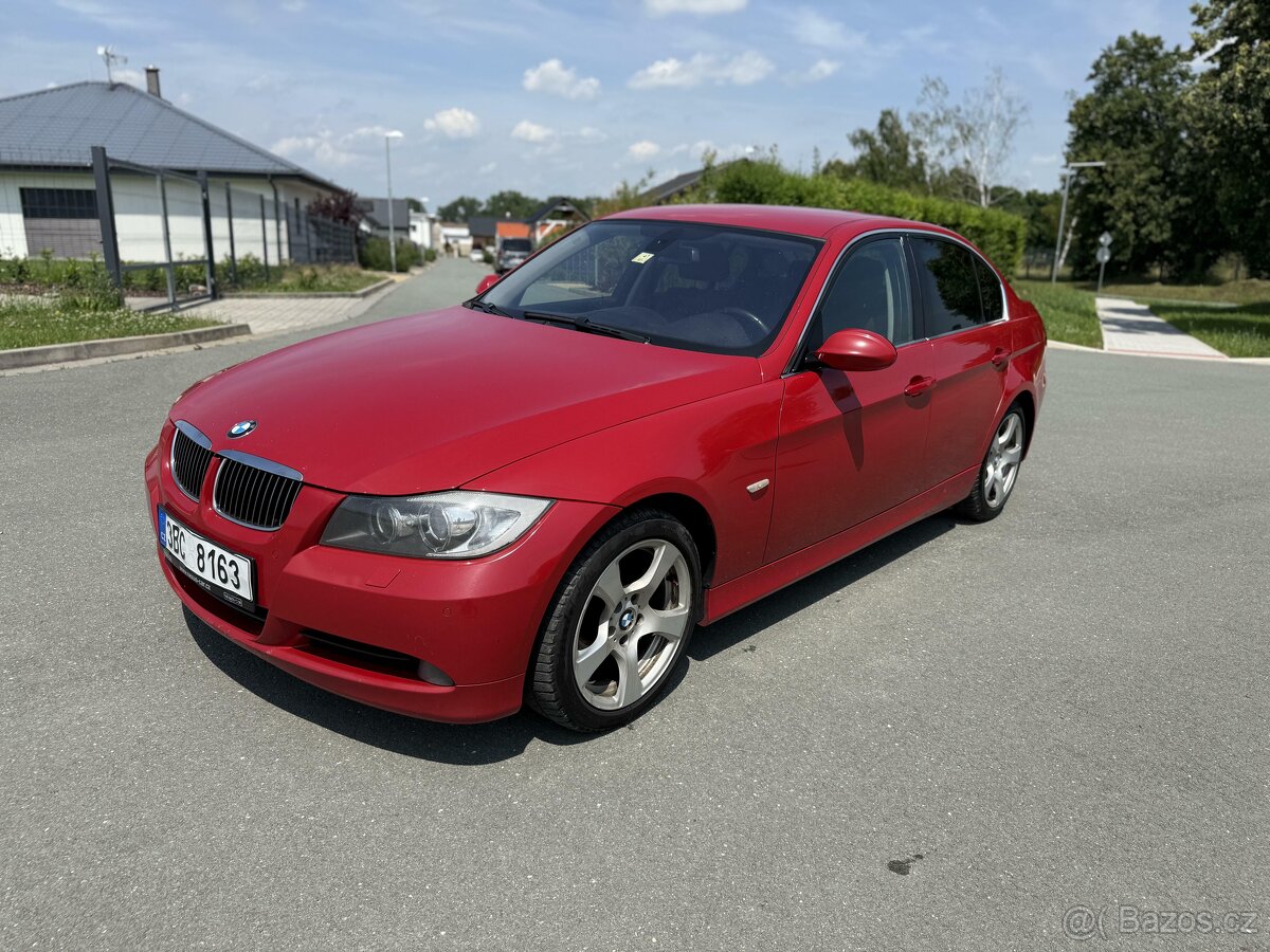 BMW E90 325i 160kW •Najeto 312tis/km•NOVÁ STK+