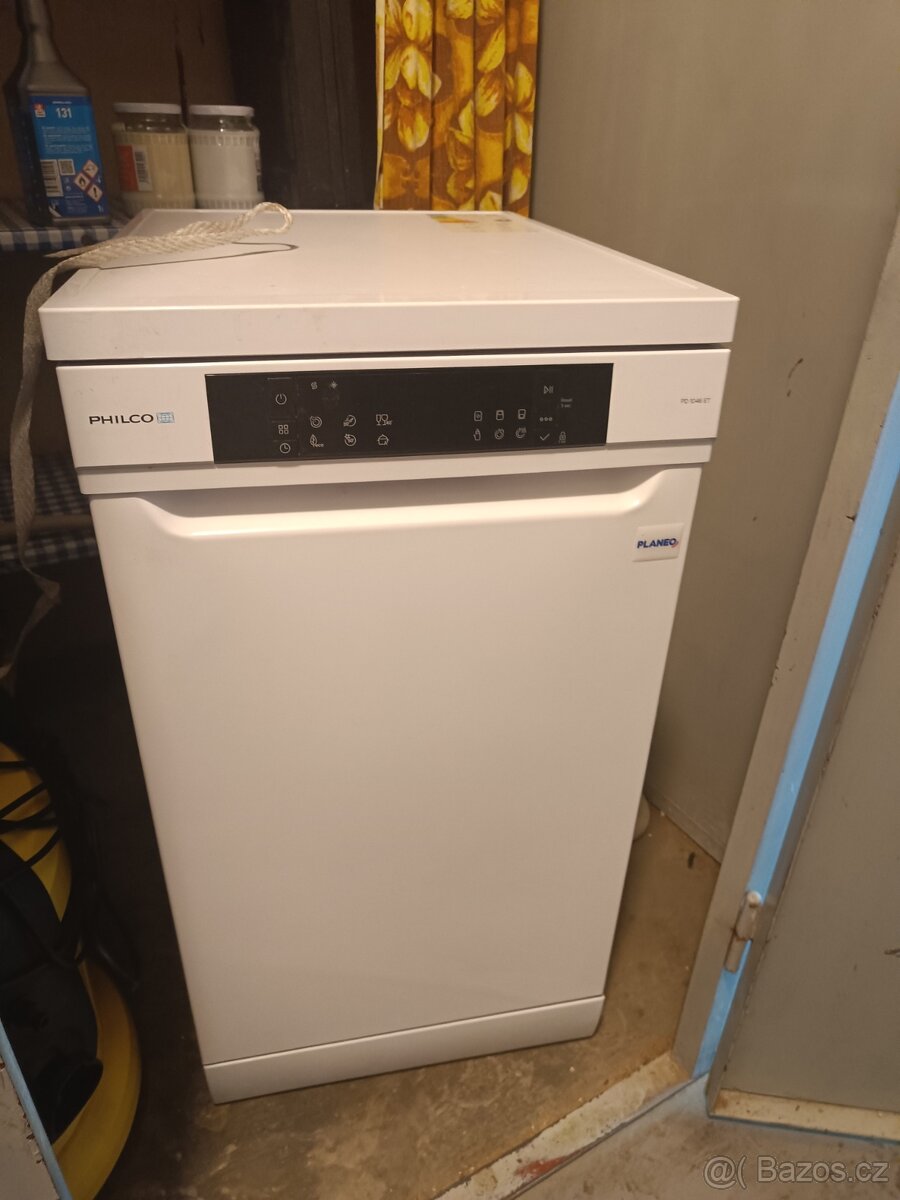 Úzká myčka 45 cm Philco-v záruce 2 roky