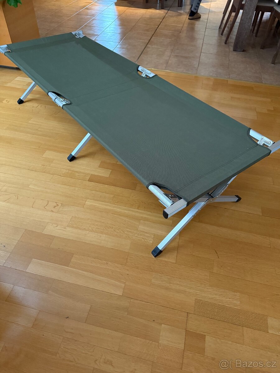 Skládací polní lehátko ve stylu US Army Mil-Tec
