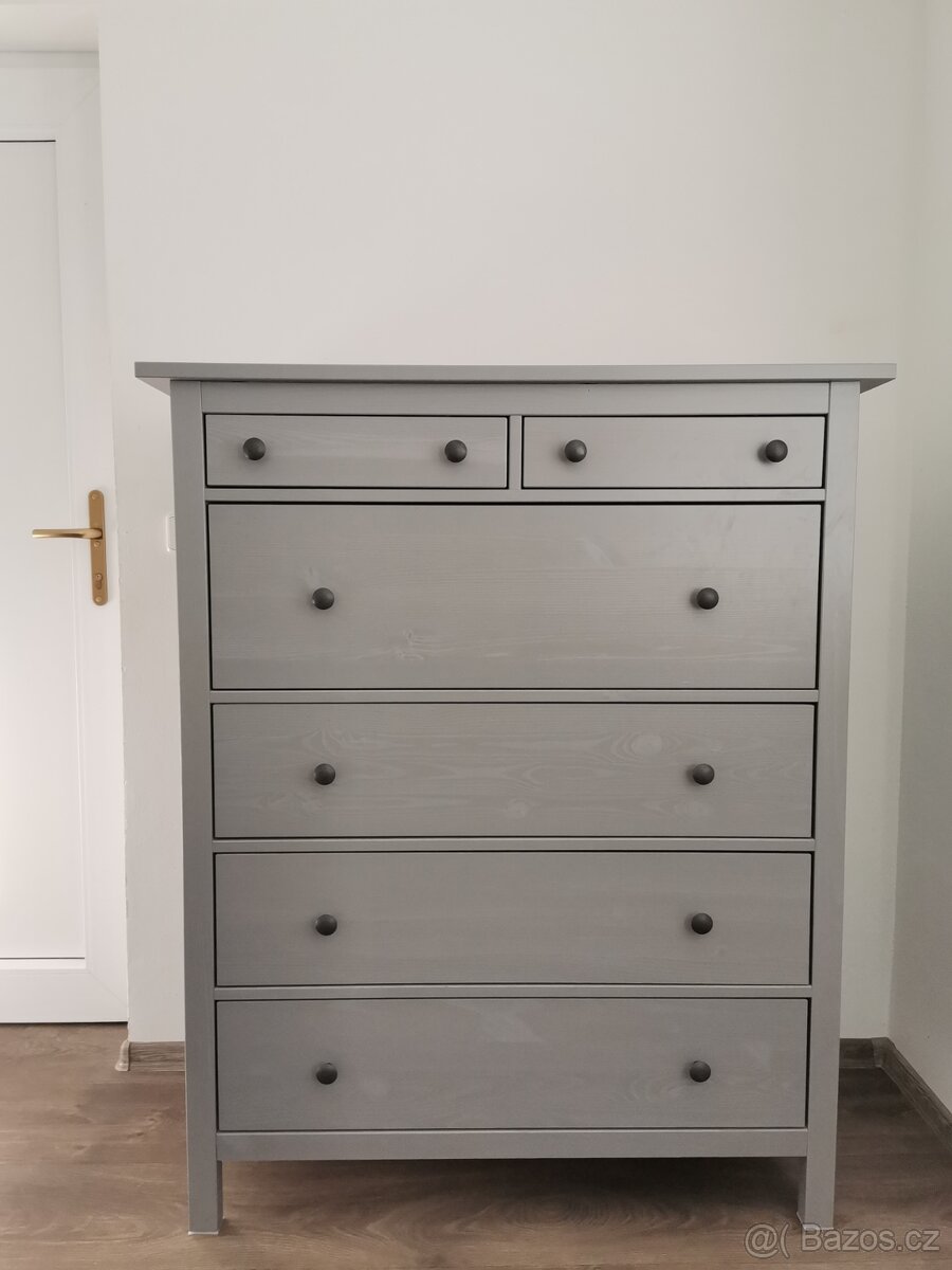 Komoda HEMNES - Šedá, Skvělý stav