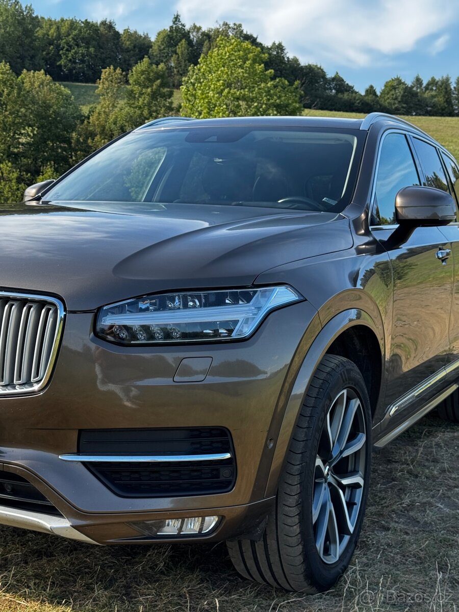 Volvo xc90 top výbava + zimní kola