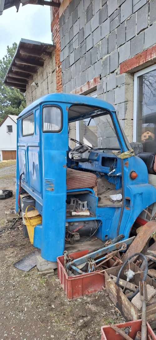 Tatra 148 kabina