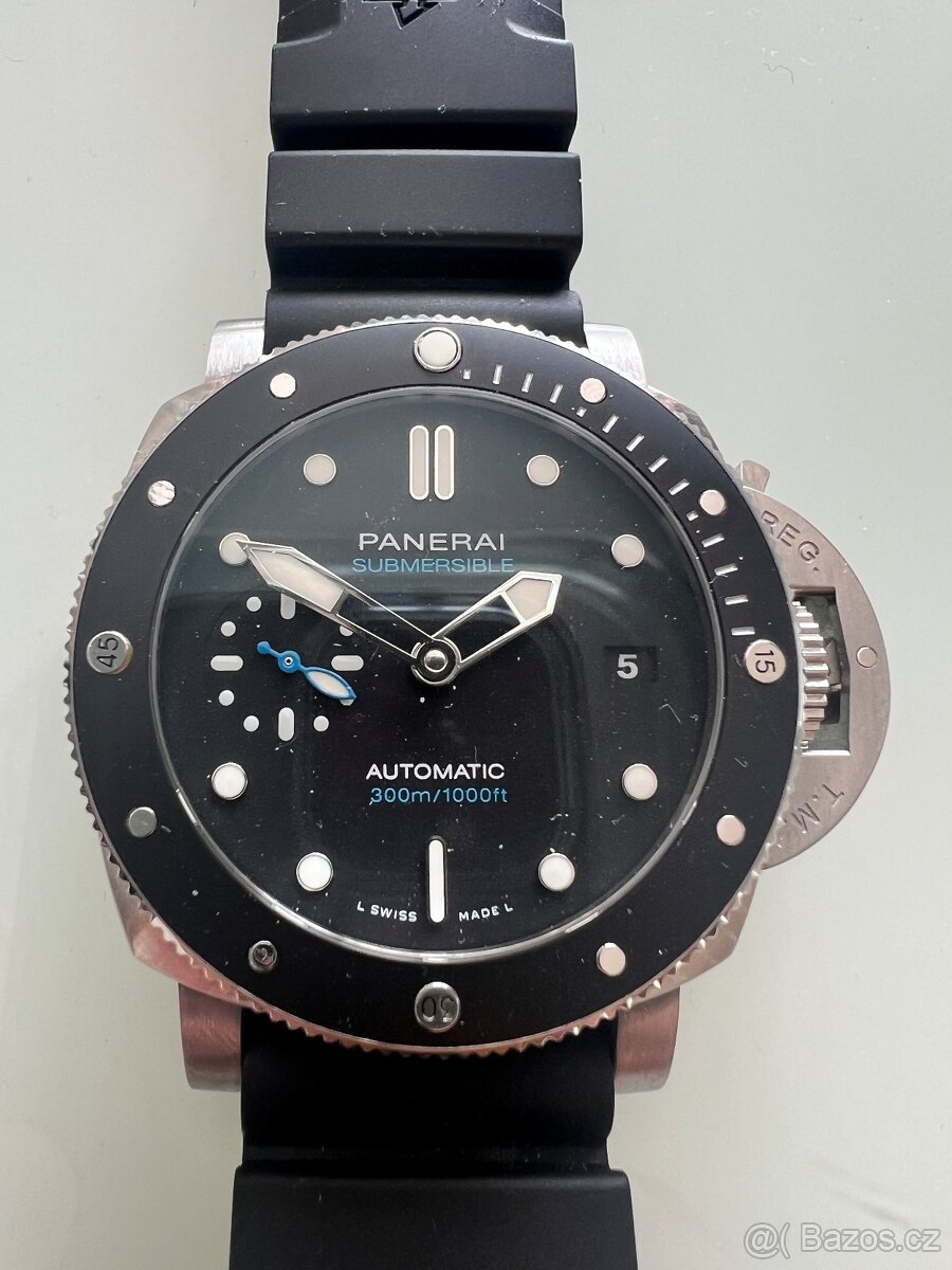 hodinky Panerai Submersible PAM 00683 Replica