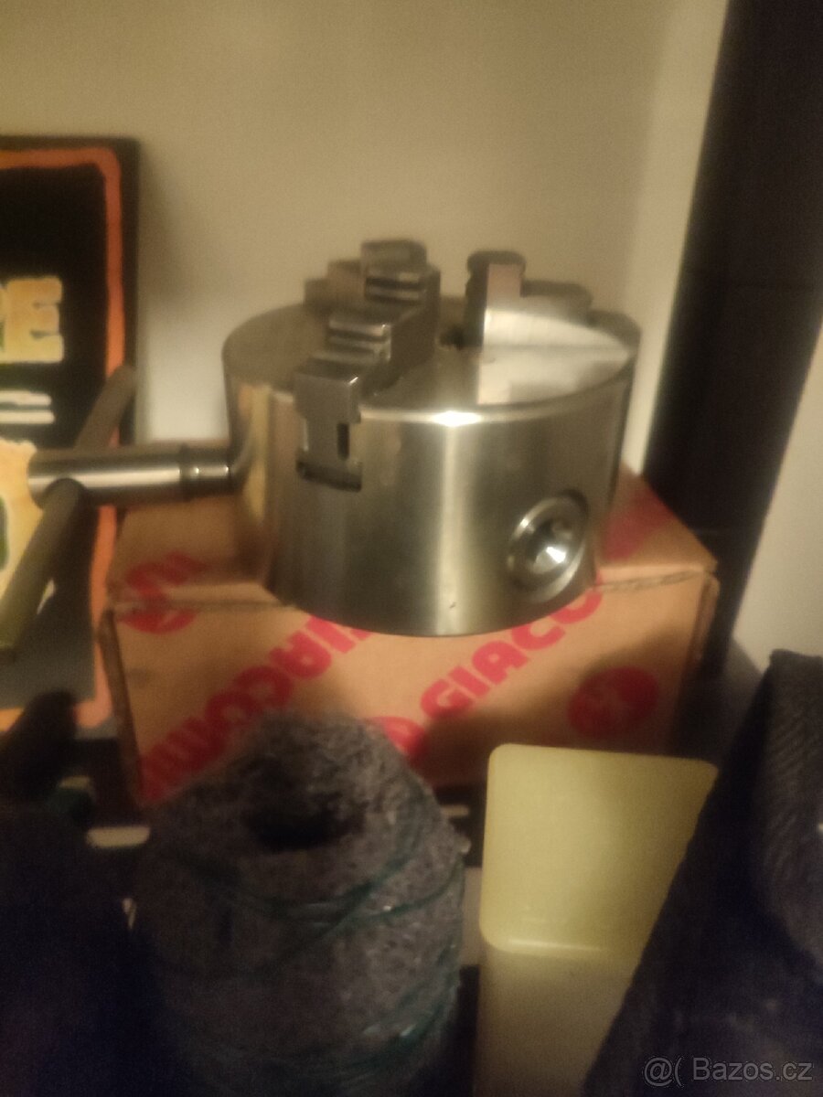 Univerzální tříčelisťová sklíčidlo 100mm , nové