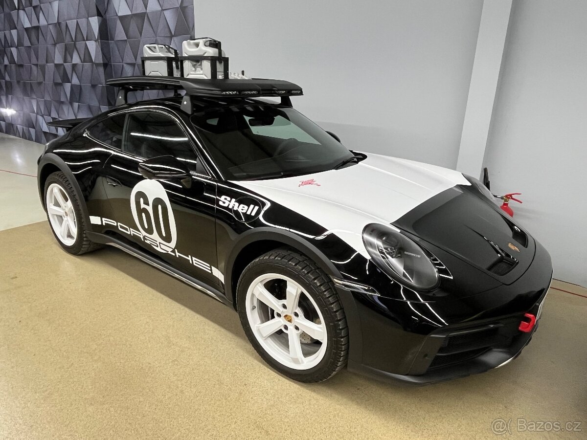 Porsche 911 992 Dakar Rally Edition 2023