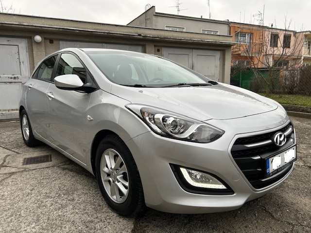 Hyundai i30 1,6 CRDi 81kw 70000km 2015