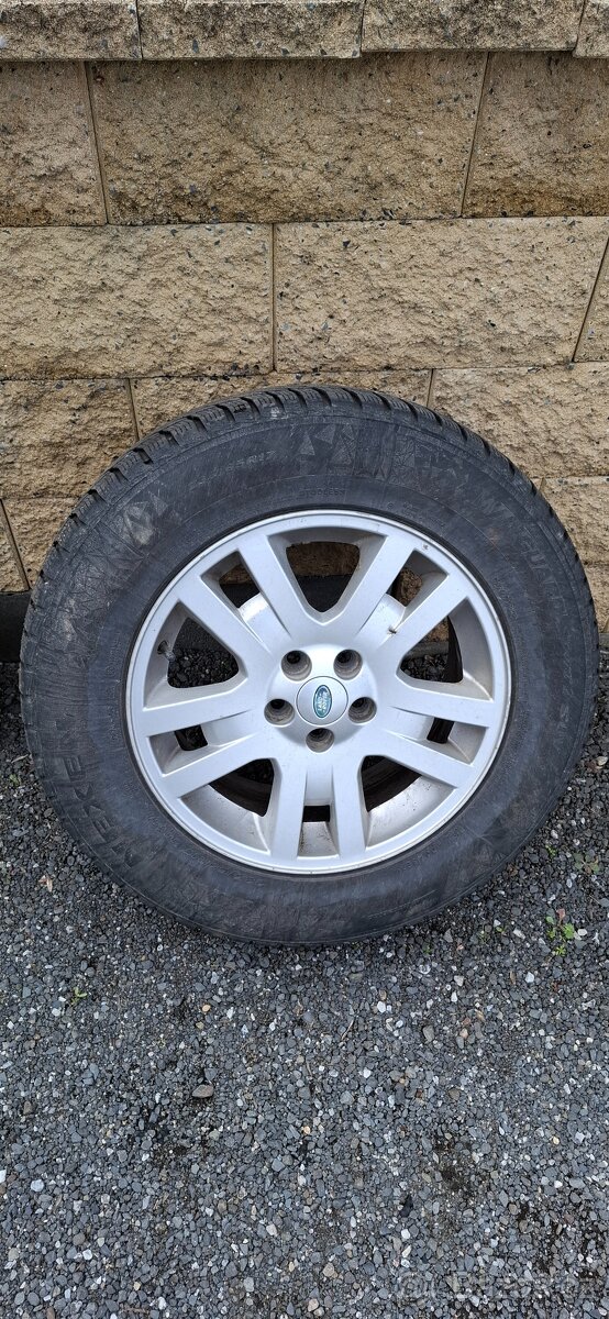 235/65r17 Nexen zimni