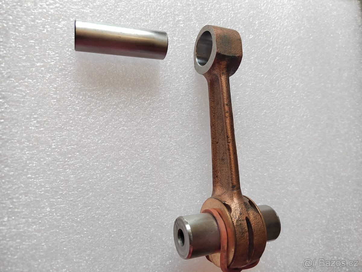 Ojnice ČZ 125/519 - nová, uloženka