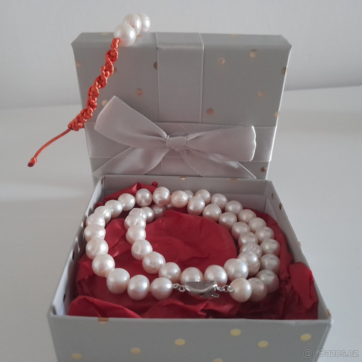 Perlový náhrdelník a náramek ze sladkovodních perel