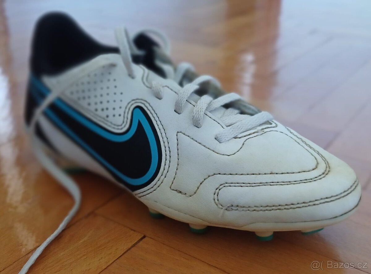 Nike - Tiemto legend 9 club