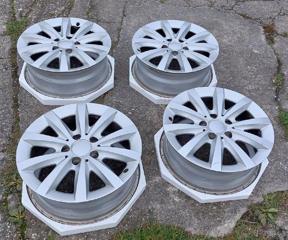 ALU Mercedes 16" et49