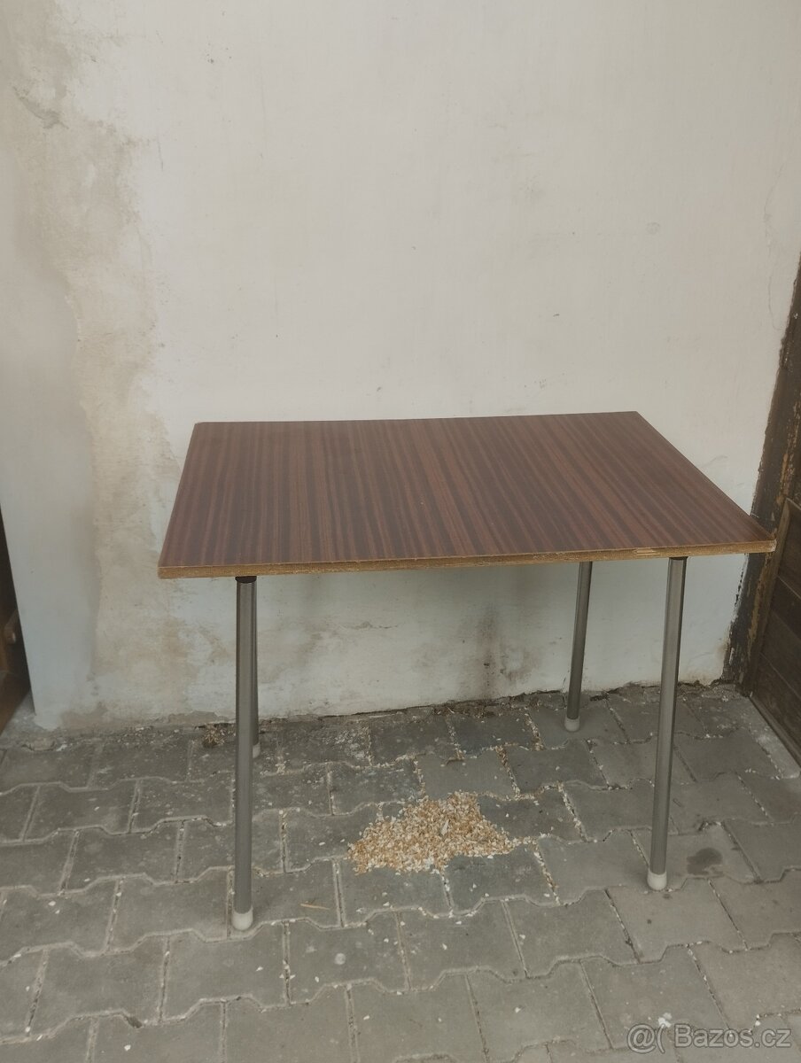 Stůl