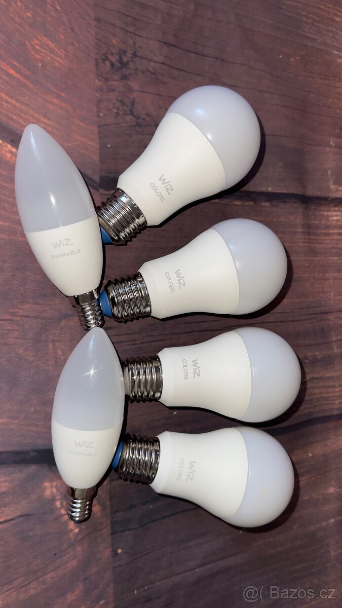 Chytré žárovky, Wiz žárovky 4x colors 2x dimmable