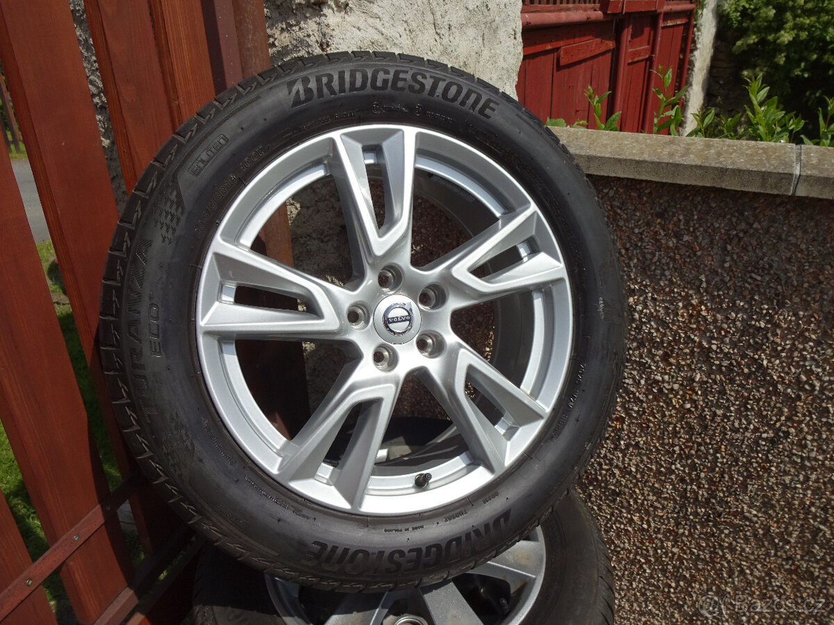 Volvo XC40 + V90 CC - zánovní letní TOP alu 18"