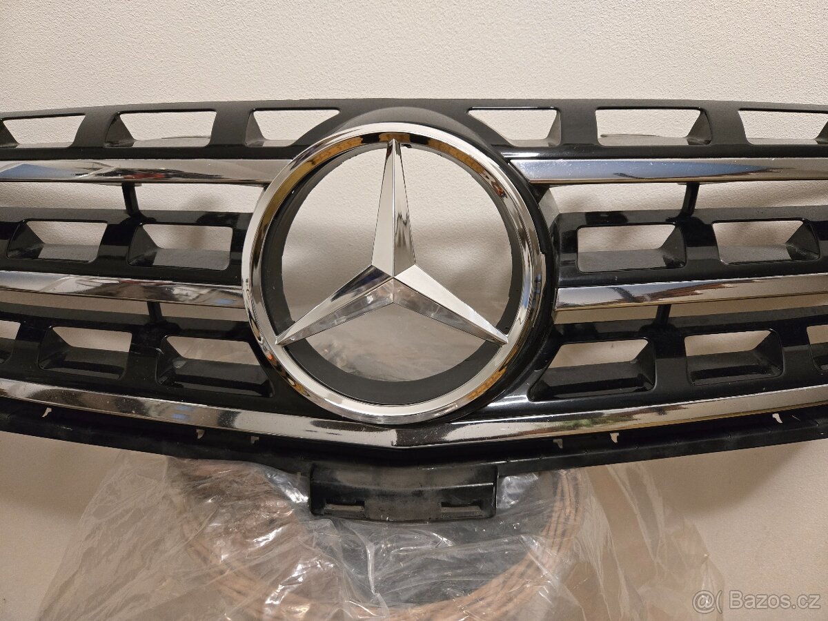 Maska mercedes cls 2012