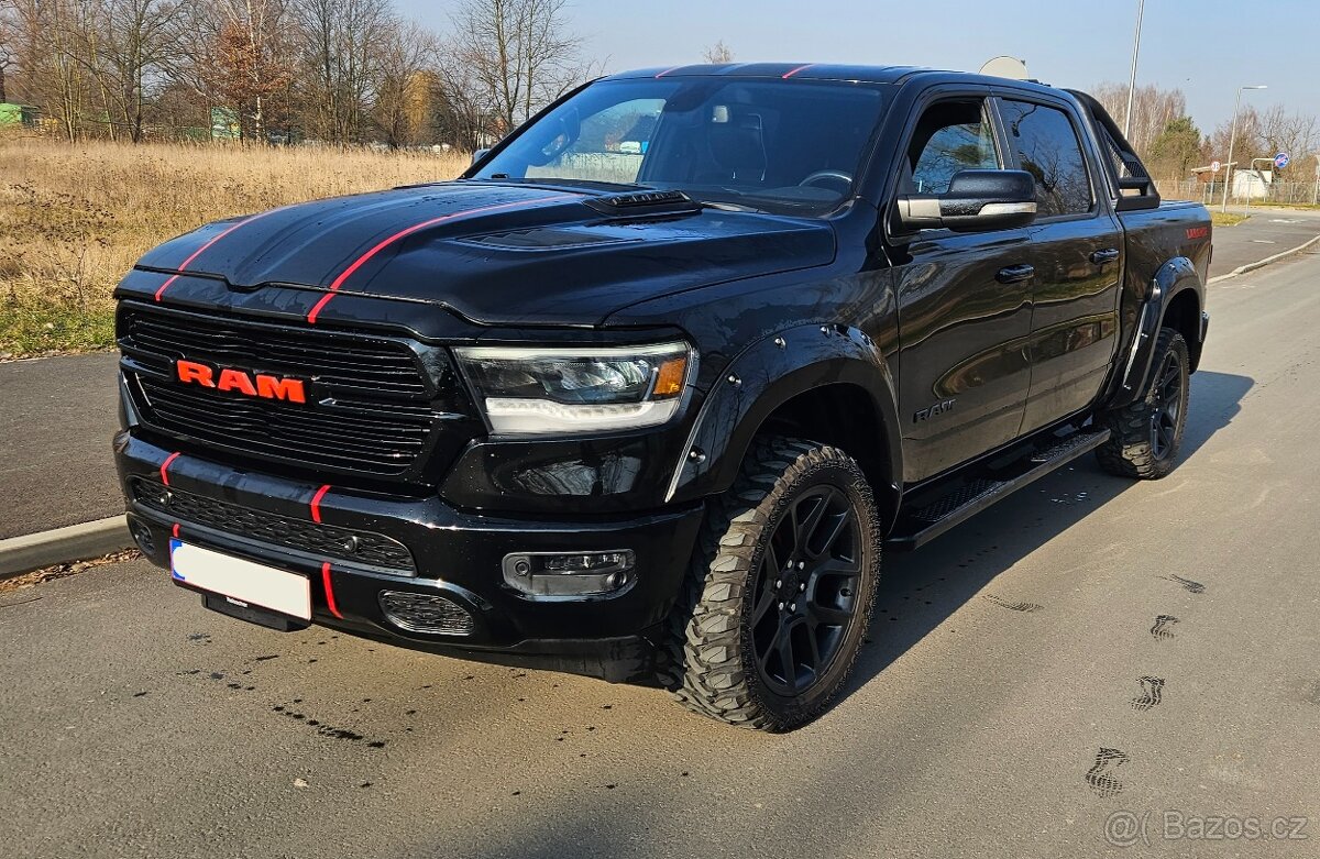 DODGE RAM 1500 5.7 HEMI 4X4 401PS  LARAMIE