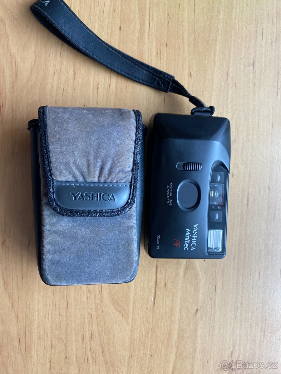 Yashica Minitec