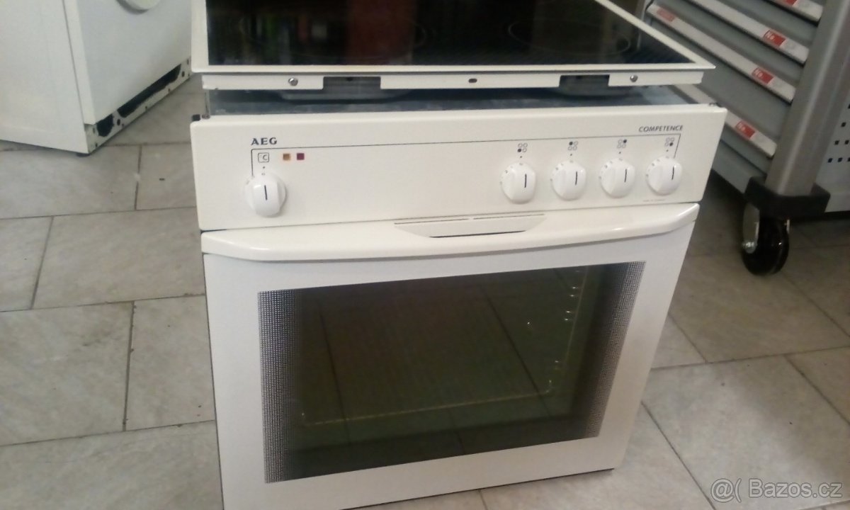 Vestavný set AEG skloker.deska ,2 ROKY ZÁRUKA