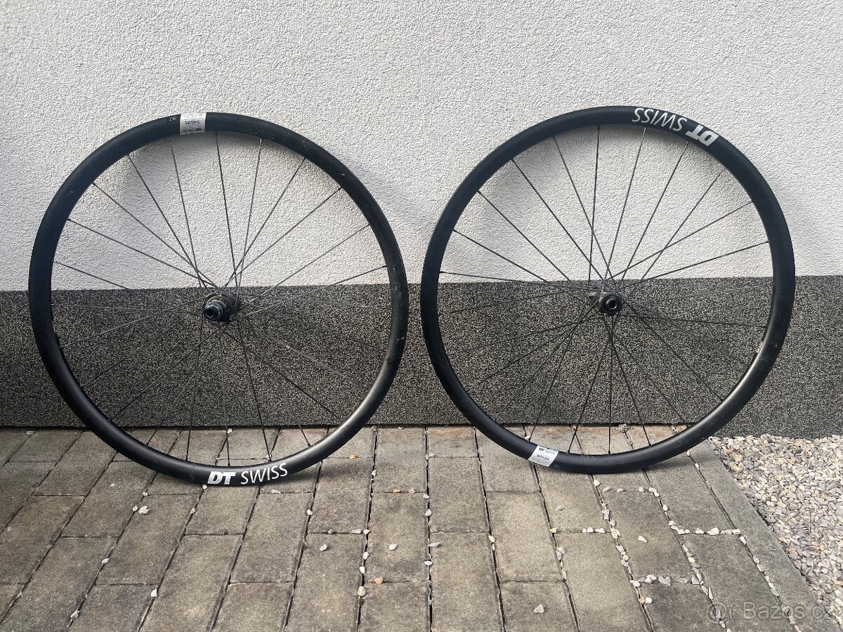 Zapletená kola DT Swiss E1800, 30mm, náboje DT Swiss 370, XD
