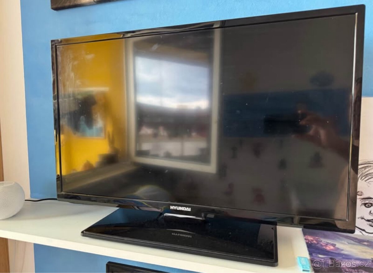 Televize hyundai 71 cm