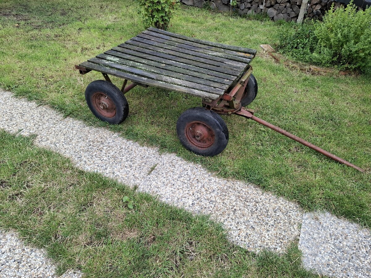 dílenský vozík