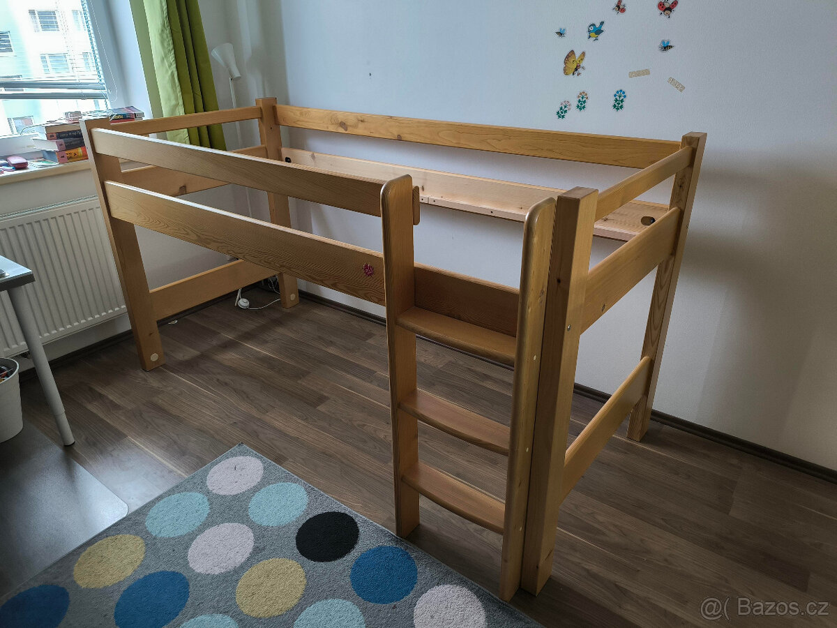 Postel vyvýšená – smrkový masiv