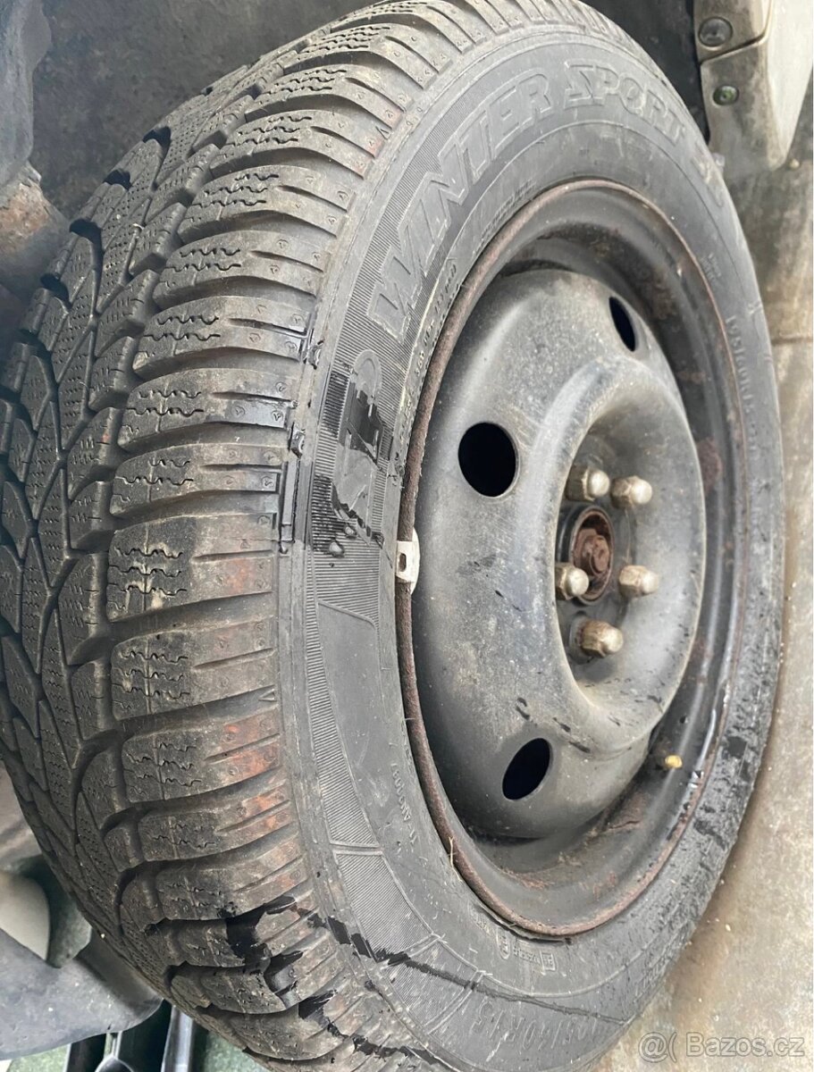 Subaru 2,0 zimní pneu