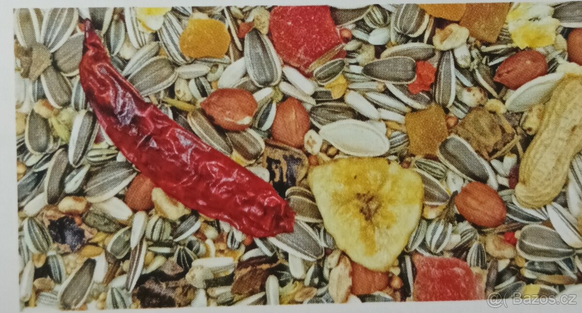 Velký papoušek s ořechy a ovocem 10 kg.