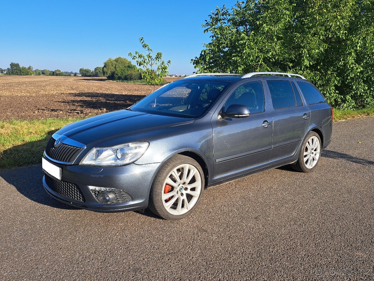 Škoda Octavia 2 RS Facelift, 2.0 TDI, 125 kW, CEGA, navi