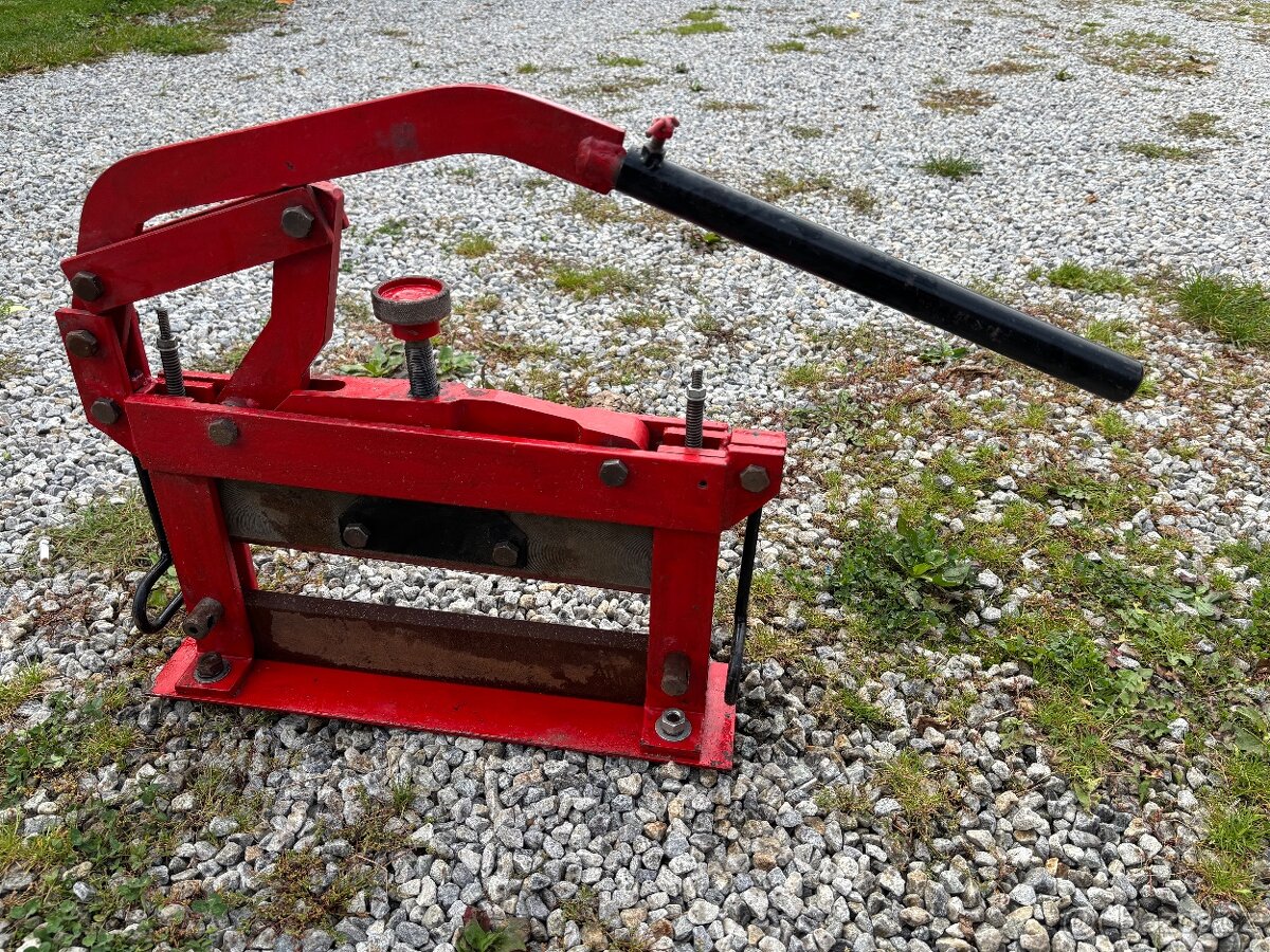 Lamačka dlažby 4cm